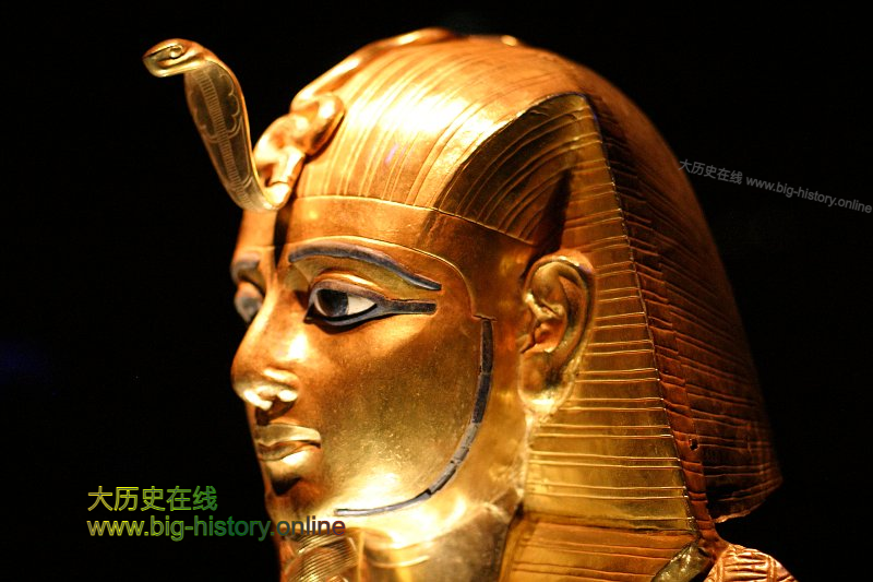 第二十一王朝法老普苏森尼斯一世的黄金面罩