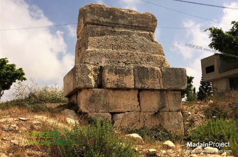 推罗传奇国王海勒姆一世的墓葬，推罗是腓尼基人最重要的商业中心之一