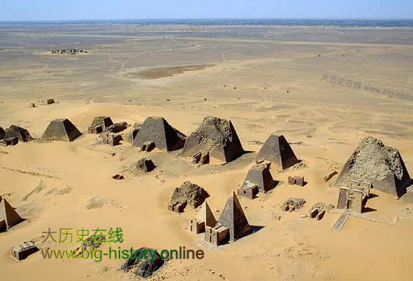 位于今苏丹共和国境内的金字塔群